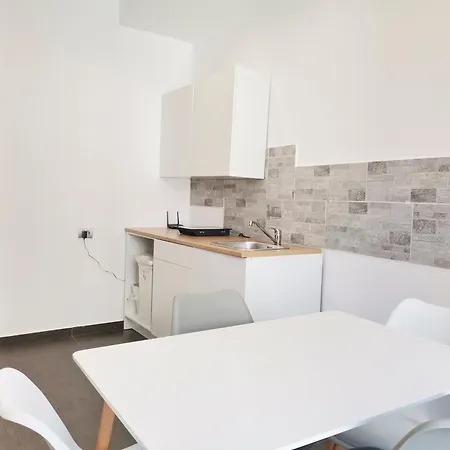 Dante467 Apartment